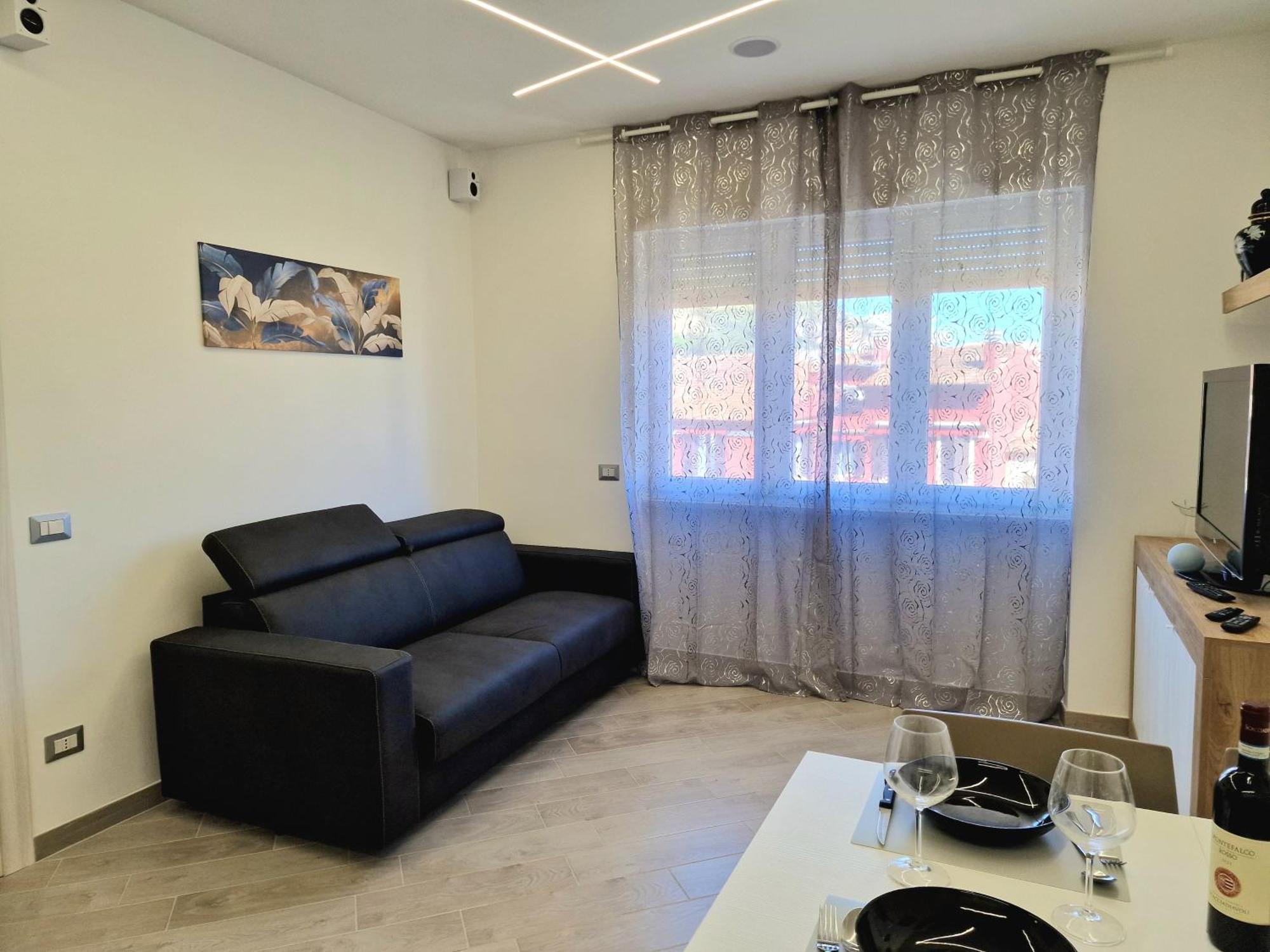 Tower Apartments تيراتشينا المظهر الخارجي الصورة