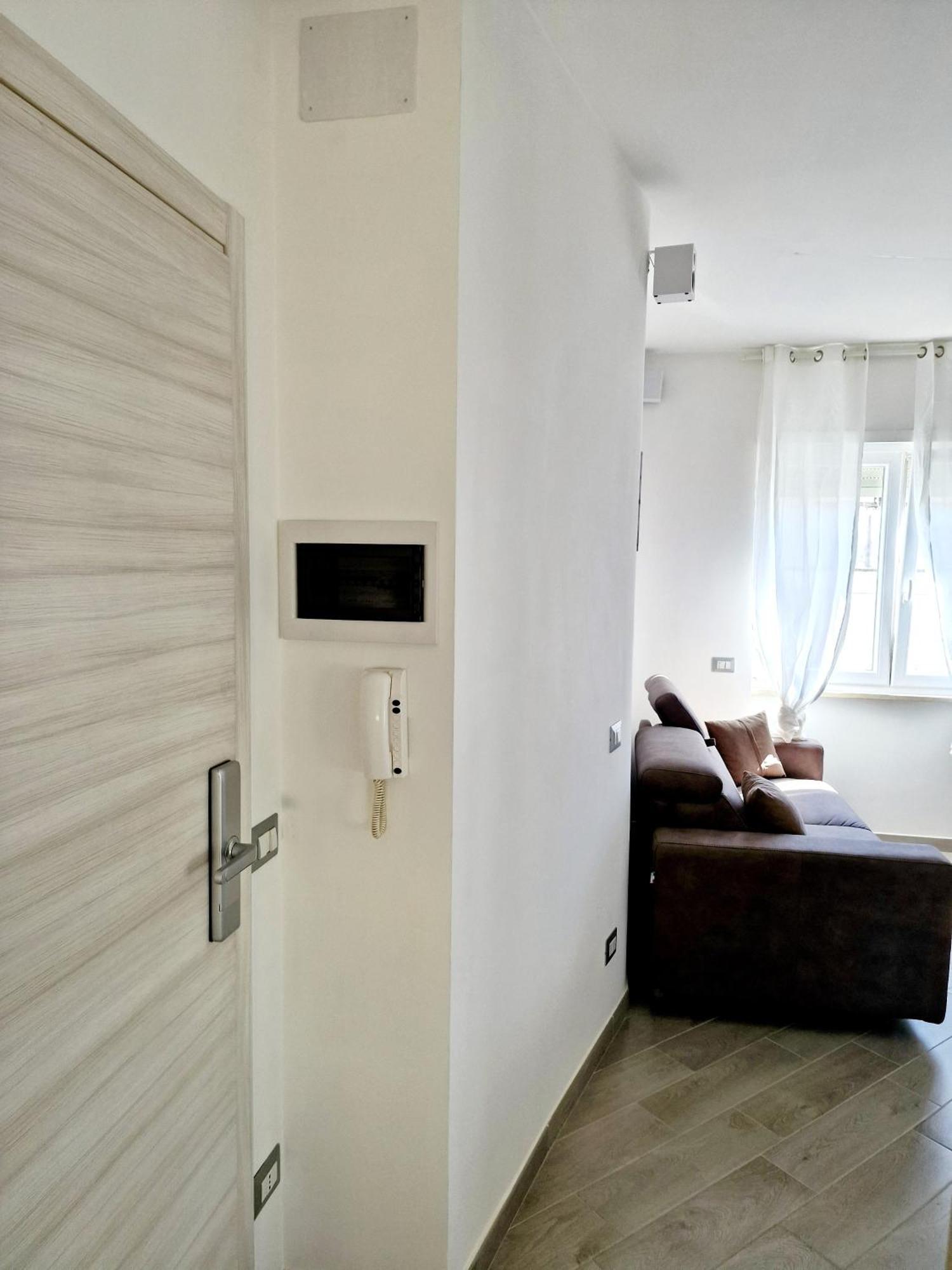 Tower Apartments تيراتشينا المظهر الخارجي الصورة