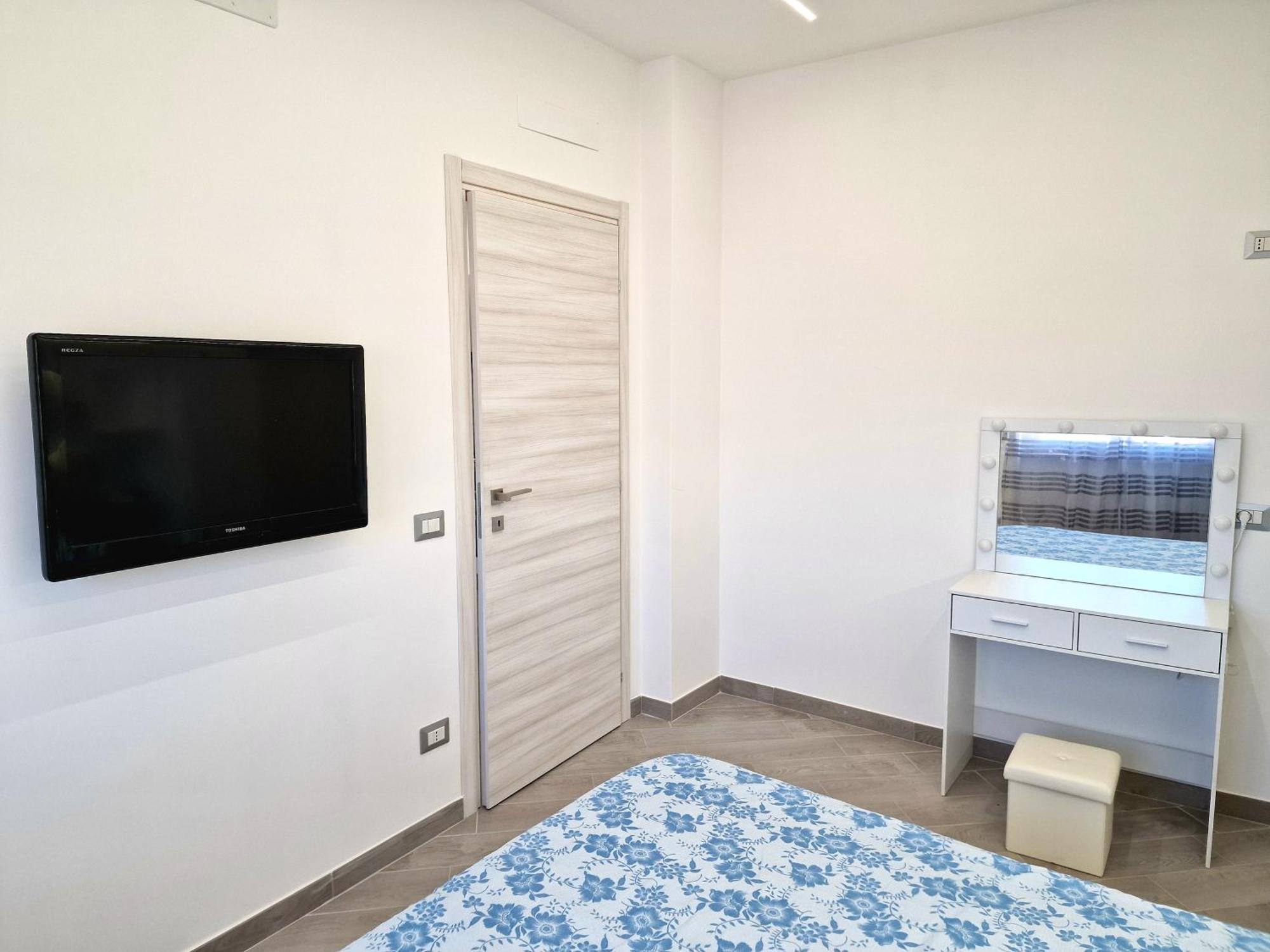 Tower Apartments تيراتشينا المظهر الخارجي الصورة