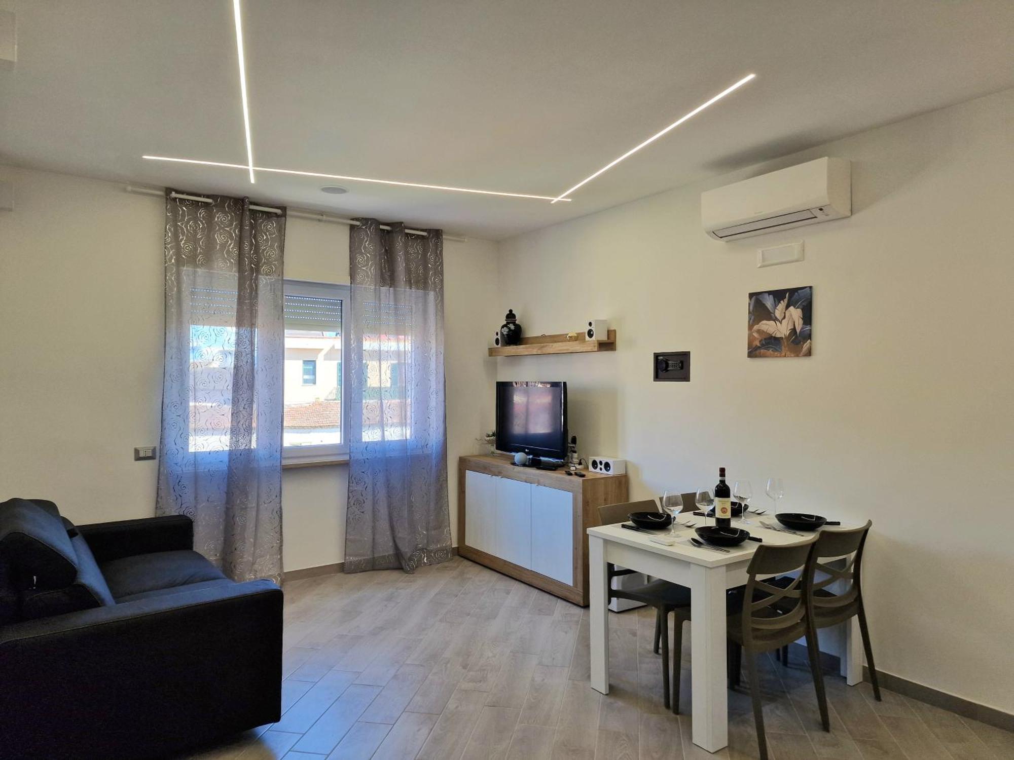 Tower Apartments تيراتشينا المظهر الخارجي الصورة